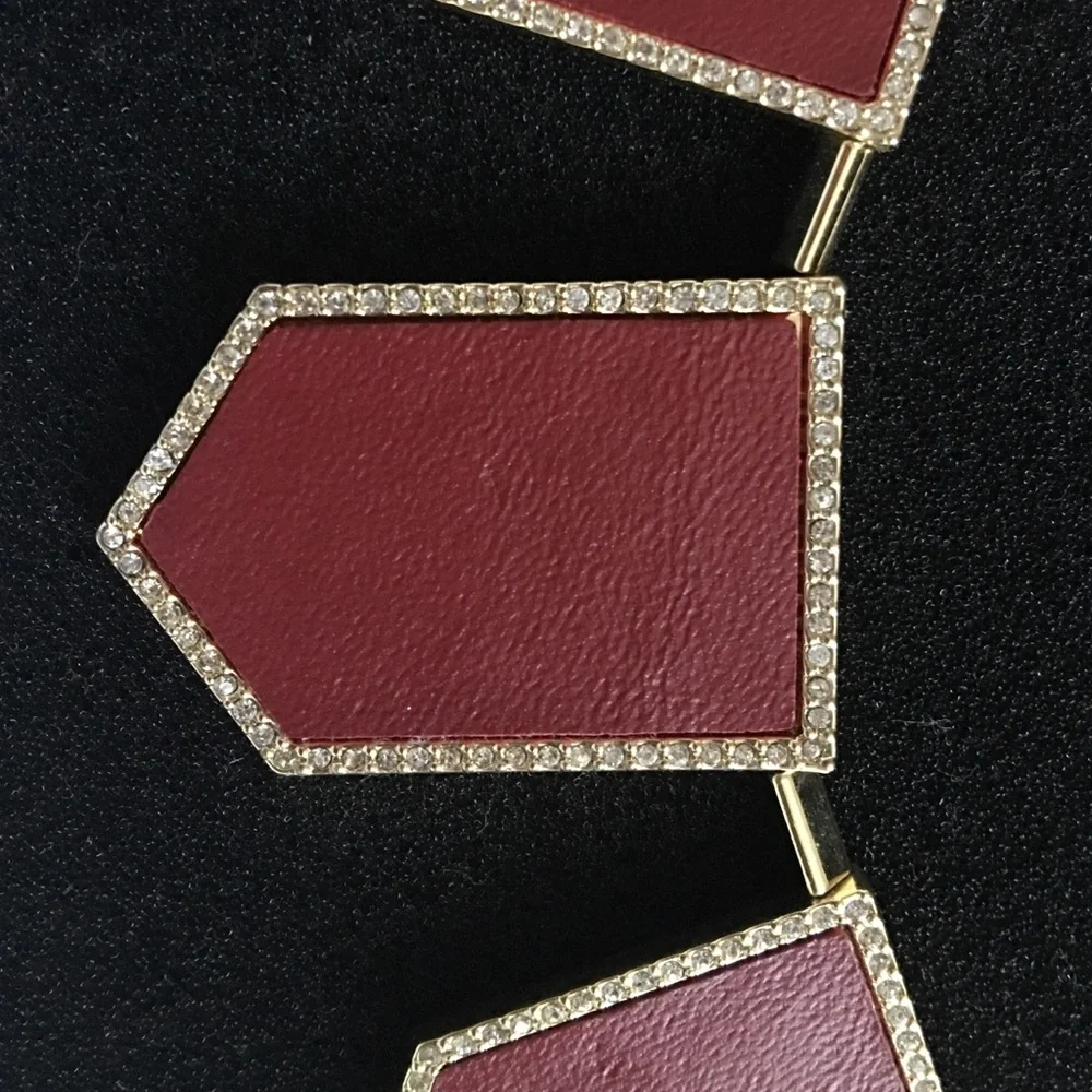 House of Harlow necklace